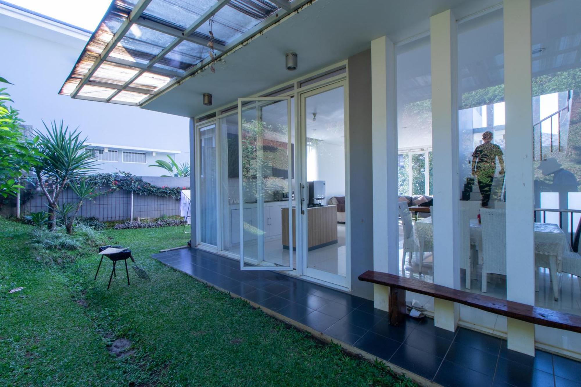 Family Only Mountain View - De Reiz Golf Syariah 4br Villa